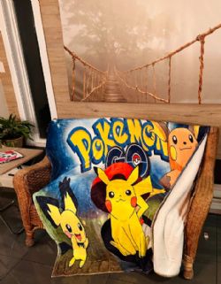 JC23 JETÉE POKÉMON GO BLEUE (COUVERTURE) 5 PIEDS X 6 PIEDS